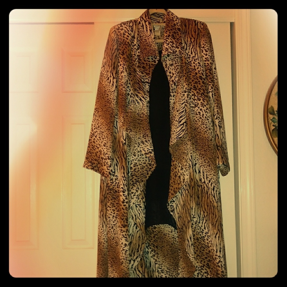 3 pc. Skirt, Shell and Duster